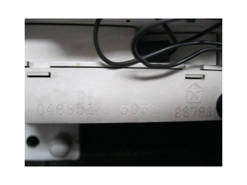 Recambio de cuadro instrumentos : chrysler voyager : 3.3 i v6 automatica [1992] para chrysler voyager 3.3 i v6 automatica refere