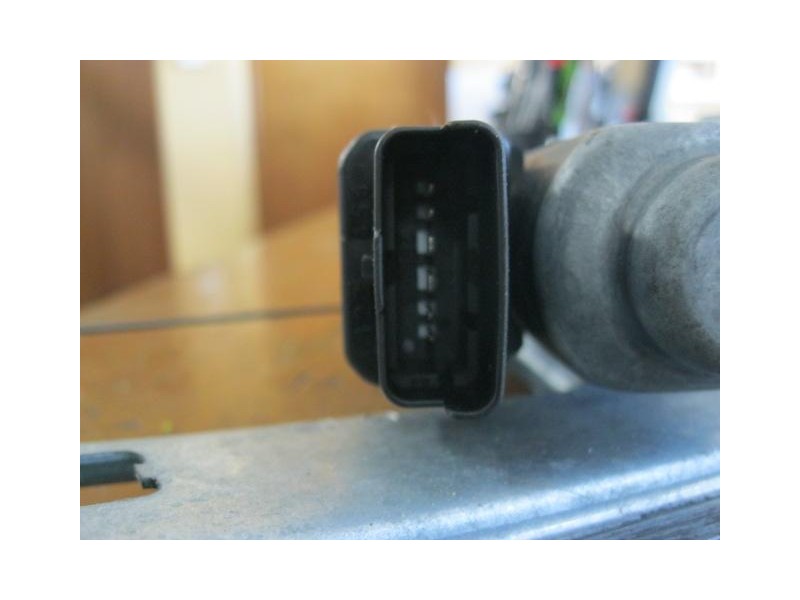 Recambio de elevalunas elec. del. dch. : renault scenic : 1.9 dci f9q d612 5p [2006] para renault scenic 1.9 dci f9q d612 refere