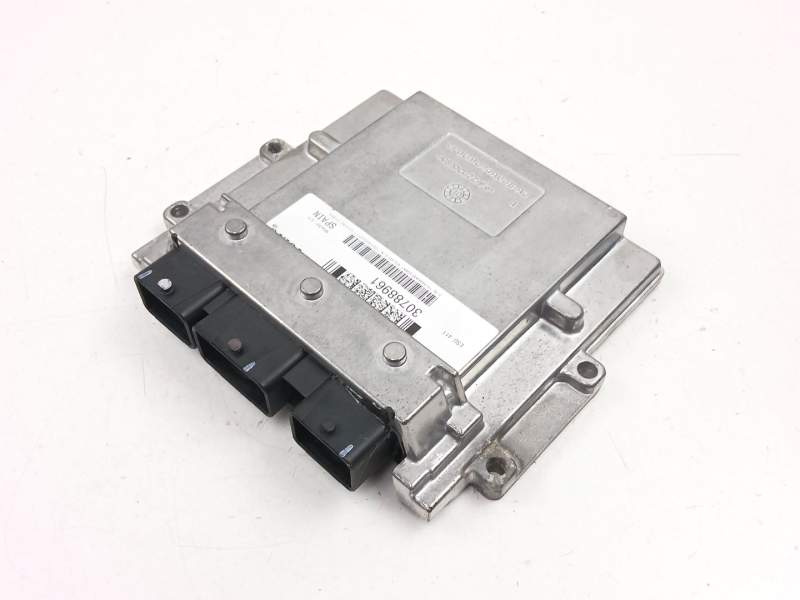 Recambio de centralita para volvo c30 (533) 2.0 flexfuel referencia OEM IAM 30788961  