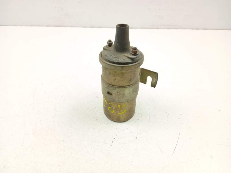 Recambio de bobina para lada niva 1.6 g :vaz2121 referencia OEM IAM 210137050560  