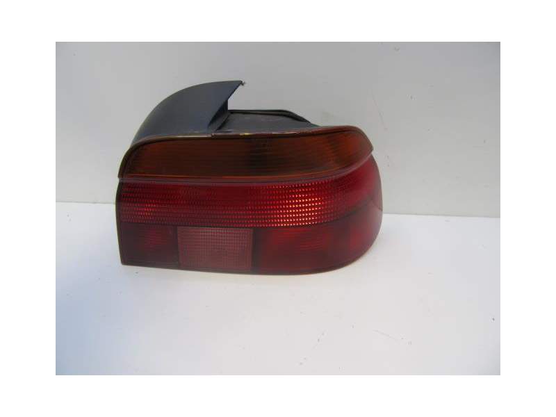 Recambio de piloto trasero derecho para bmw 5 (e39) 530 d referencia OEM IAM 63218363558  