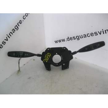 MANDO LUCES Y LIMPIAS LOS DOS 
