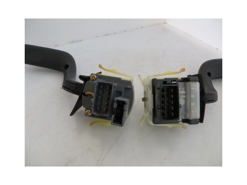 Recambio de mando luces y limpias : saab 9-5 : 3.0 tid d308l 177cv 4p [2001] para saab  9-5 3.0 tid d308l 177cv referencia OEM I