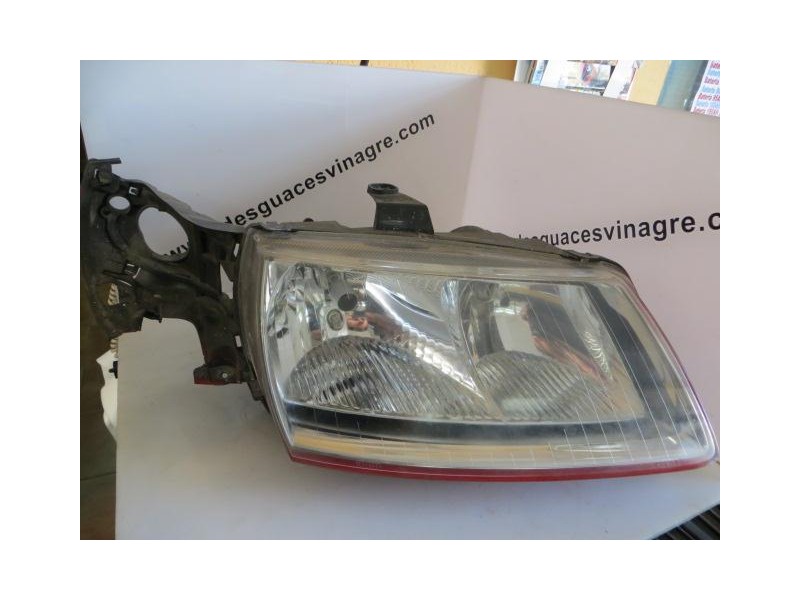 Recambio de faro dcho. : saab 9-5 : 3.0 tid d308l 177cv 4p [2001] para saab  9-5 3.0 tid d308l 177cv referencia OEM IAM   