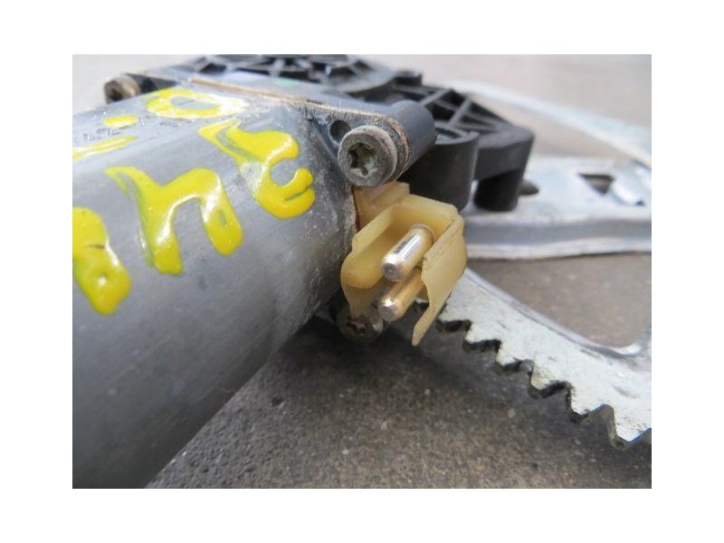 Recambio de elevalunas del-izdo : m. benz e 200 : 2.0 g /111 942 (136cv) automatico [1996] para m. benz e 200 2.0 g /111 942 aut