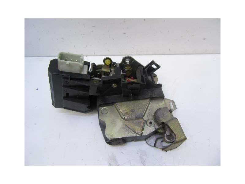 Recambio de cerradura puerta trasera derecha para bmw 5 (e39) 530 d referencia OEM IAM   