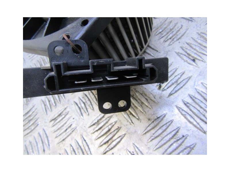 Recambio de motor calefaccion : nissan primera : 2.0 td (89,73cv) [2000] para nissan primera 2.0 td referencia OEM IAM   