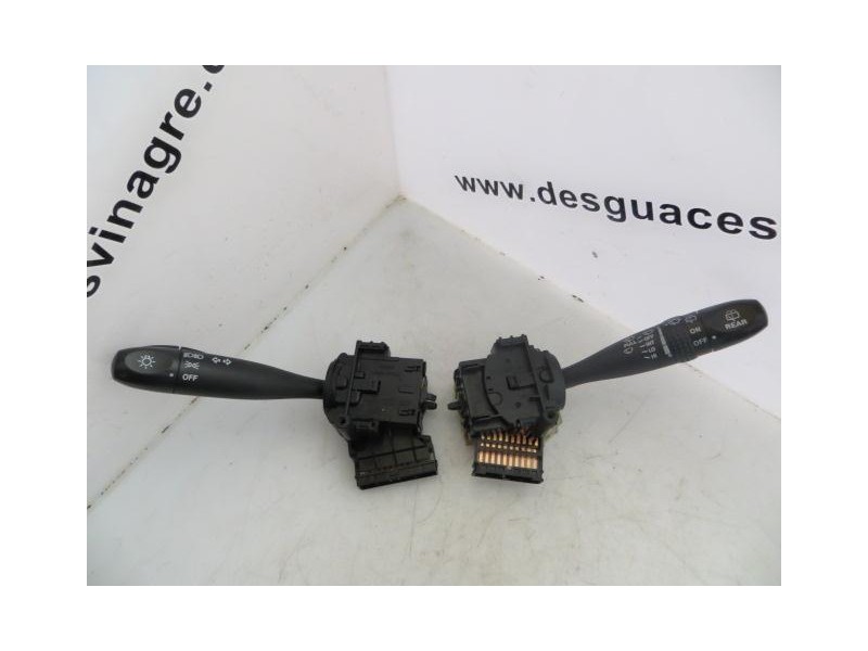Recambio de mando luces y limpias : hyundai getz : 1.5 td -4fa (88,4cv) 5p [2006] para hyundai getz 1.5 td -4fa referencia OEM I
