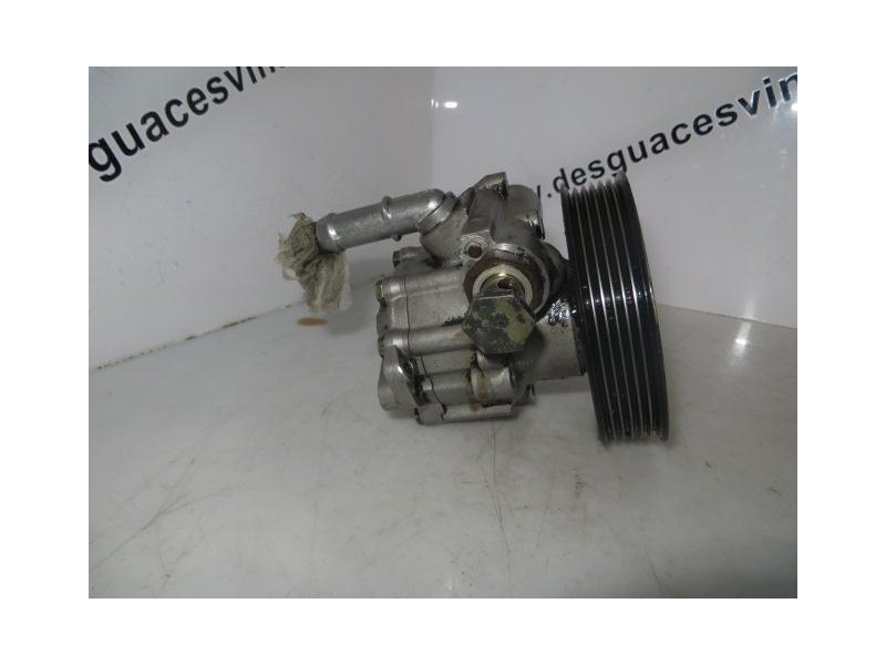 Recambio de bomba dirección : audi a3 : 1.9 td /ahf (110,16cv) 3p [1997] para audi a3 1.9 td /ahf referencia OEM IAM 038145157  