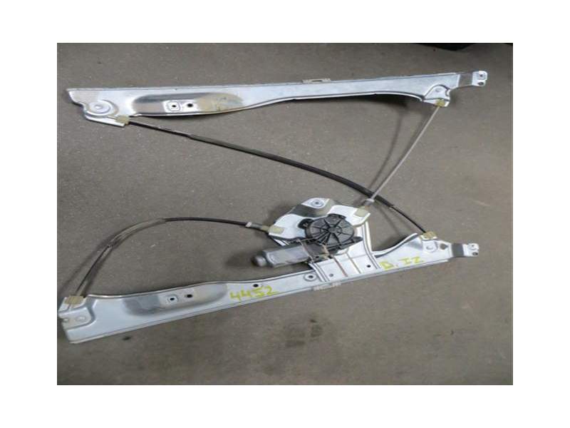 Recambio de elevalunas delantero izquierdo para renault clio 1.5 dci /k9k t7 referencia OEM IAM 2 PINES  