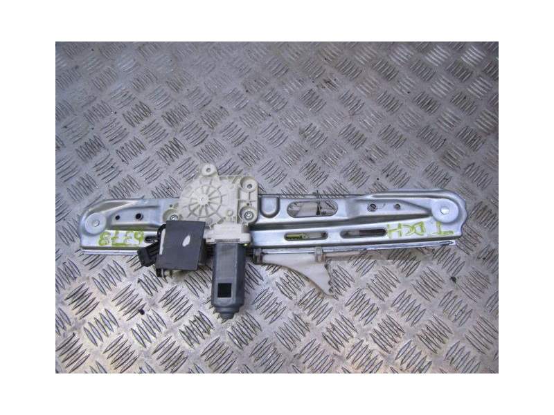 Recambio de elevalunas trasero derecho para opel vectra 2.2 td referencia OEM IAM 106155-102 CONFORD  
