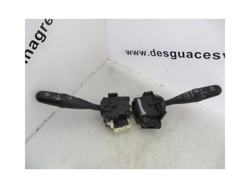 Recambio de mando luces y limpias : suzuki grand vitara : 1.9 td-dci /f9q b266 (129,2cv) 5p [2007] para suzuki grand vitara 1.9 