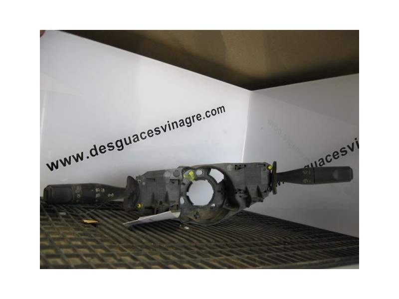 Recambio de mando luces y limpias para peugeot 306 1.4 g referencia OEM IAM LOS_DOS  