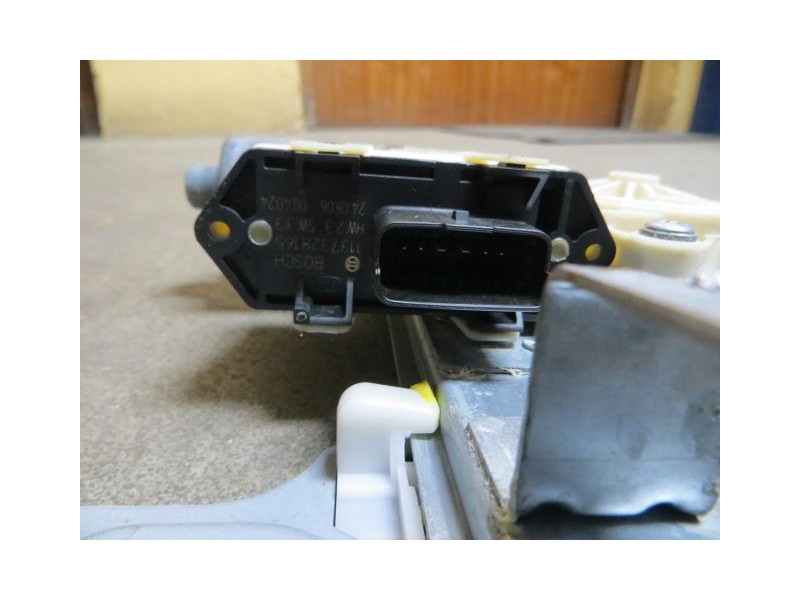 Recambio de elevalunas elec. tra. izq. : citroen c 4 : 1.6 hdy -9hz 5p (110cv) [2005] para citroen c 4 1.6 hdy -9hz referencia O