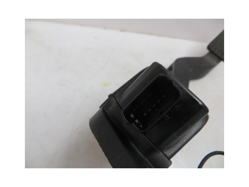 Recambio de potenciómetro aceleración : citroen c 4 : 1.6 dhy -9hx (90cv) 5p [2007] para citroen c 4 1.6 dhy -9hx referencia OEM