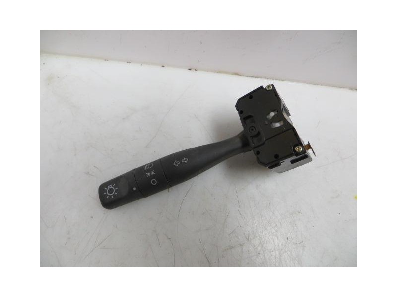 Recambio de mando luces y limpias : land rover freelander : 2.0 td -20t2n - 5p (97,37cv) [2000] para land rover freelander 2.0 t