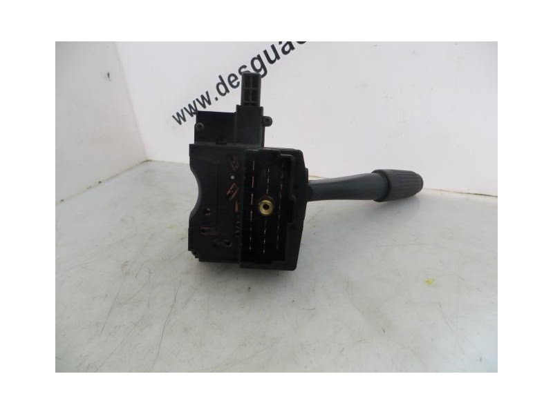 Recambio de mando luces y limpias : jeep grand cherokee : 2.5td- m52 (115,6cv) 5p [1998] para jeep grand cherokee 2.5td- m52 ref