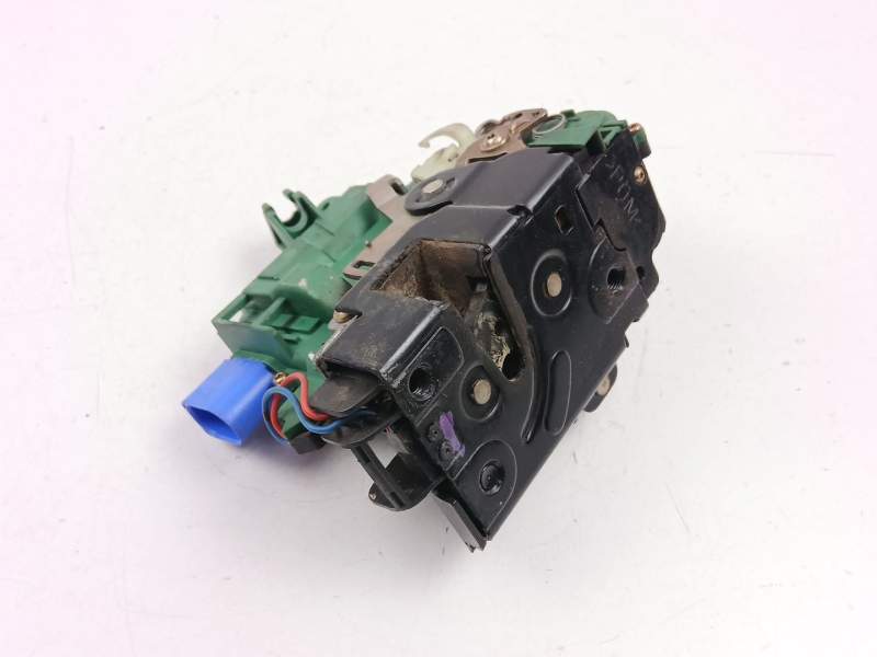 Recambio de cerradura puerta delantera derecha para seat ibiza iii (6l1) 1.4 16v referencia OEM IAM 3B1837016BQ  