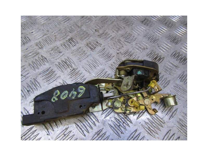 Recambio de cerradura puerta trasera derecha para opel vectra 1.8 g referencia OEM IAM 903306834  