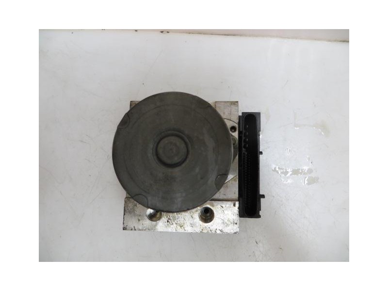 Recambio de abs : renault scenic : 1.9 dci - f9q d812 5p [2003] para renault scenic 1.9 dci - f9q d812 referencia OEM IAM 026523