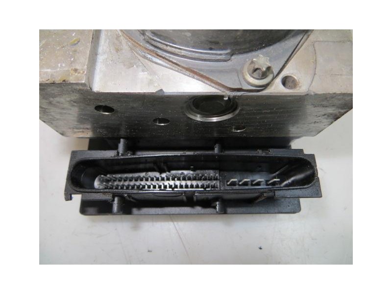 Recambio de abs : renault scenic : 1.9 dci - f9q d812 5p [2003] para renault scenic 1.9 dci - f9q d812 referencia OEM IAM 026523