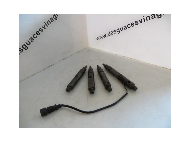 Recambio de inyectores (juego) : renault megane : 1.9 td /f9q q7 [2001] para renault megane 1.9 td /f9q q7 referencia OEM IAM 82