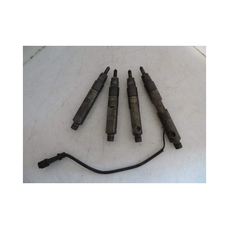 Recambio de inyectores (juego) : renault megane : 1.9 td /f9q q7 [2001] para renault megane 1.9 td /f9q q7 referencia OEM IAM 82