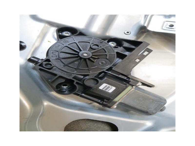 Recambio de elevalunas del-izdo : ford focus : 1.6 tdci d/g8db (108,80cv) [2010] para ford focus 1.6 tdci d/g8db referencia OEM 