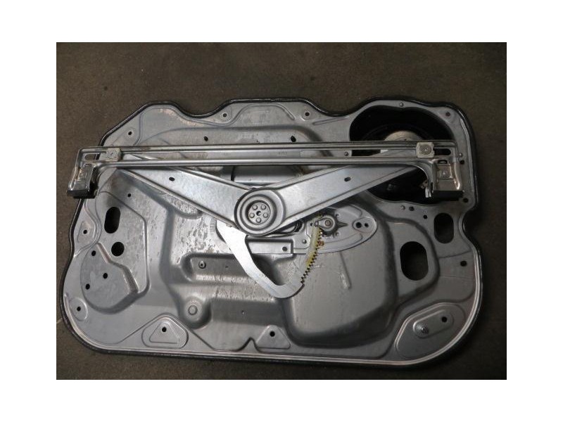 Recambio de elevalunas del-izdo : ford focus : 1.6 tdci d/g8db (108,80cv) [2010] para ford focus 1.6 tdci d/g8db referencia OEM 