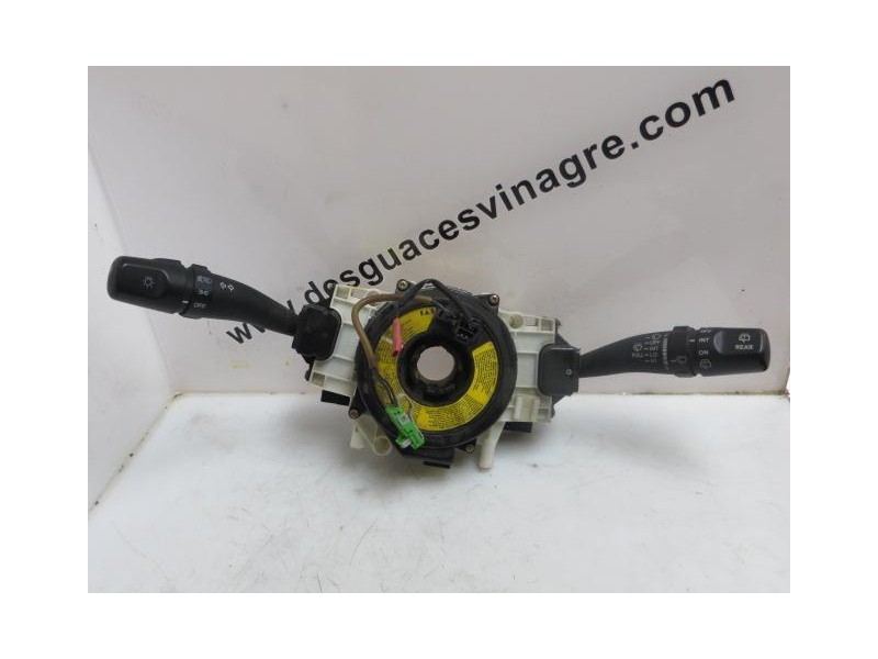 Recambio de mando luces y limpias : kia cerato : 2.0 td -d4ea (112,2cv) 5p [2005] para kia cerato 2.0 td -d4ea  5p referencia OE