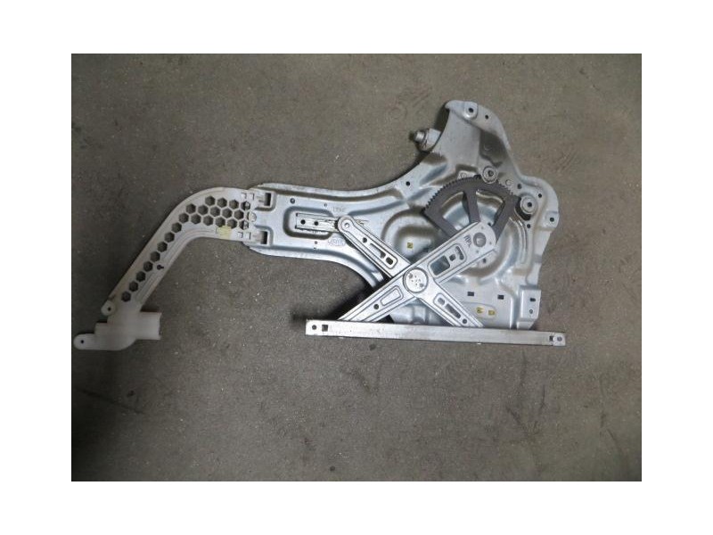 Recambio de elevalunas elec. tra. izq. : kia cerato : 2.0 td -d4ea (112,2cv) 5p [2005] para kia cerato 2.0 td -d4ea  5p referenc