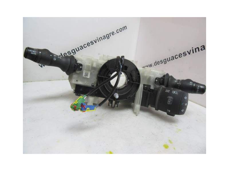 Recambio de mando luces y limpias para renault scénic iii (jz0/1_) 1.5 dci referencia OEM IAM 255670019R  