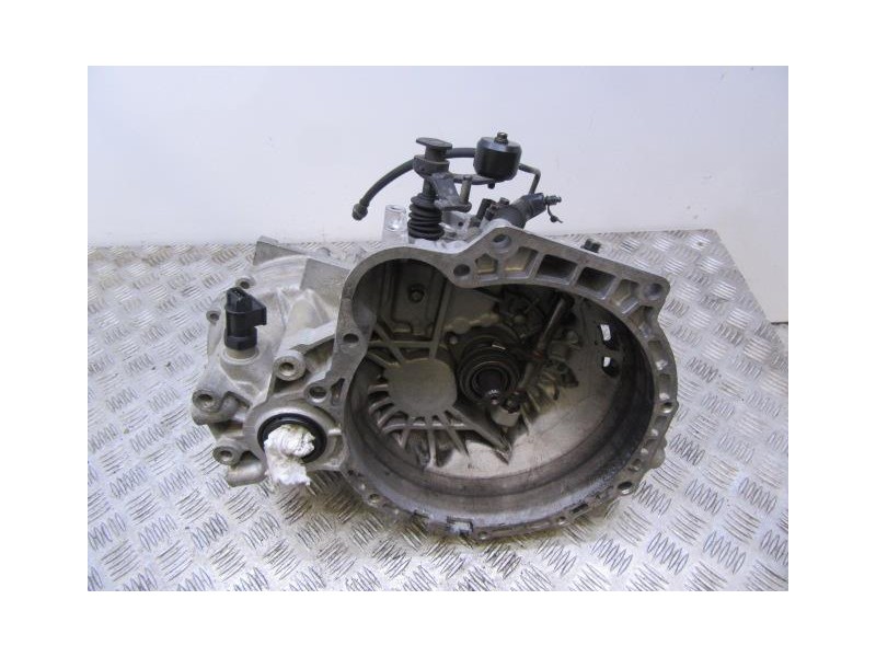 Recambio de cambio 5v (gasolina) : hyundai elantra : 1.6 g (104,96cv) [2007] para hyundai elantra 1.6 g referencia OEM IAM J6187