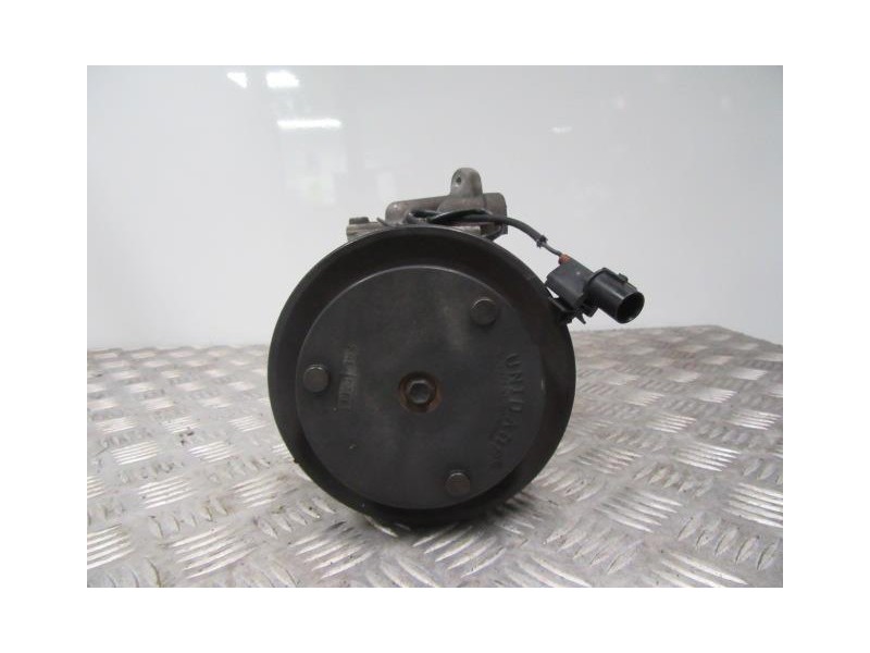 Recambio de aire acondicionado : kia sephia : 1.6 g (101,43cv) [2003] para kia sephia 1.6 g referencia OEM IAM 12040-01109  