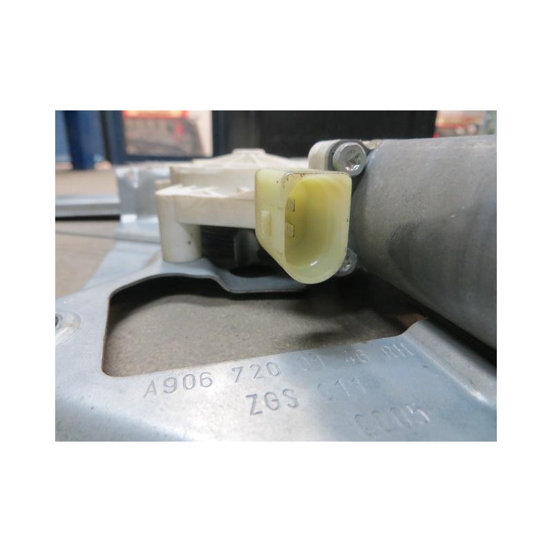 Recambio de elevalunas elec. del. dch. : m. benz sprinter : 2.1 - 215 cdi/646985(149,6cv)6v-5p [2008] para m. benz sprinter 2.1 