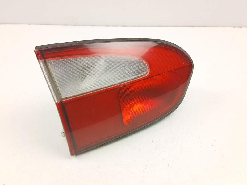 Recambio de piloto porton izquierdo para hyundai h1 2.5 crdi referencia OEM IAM 924054A021  