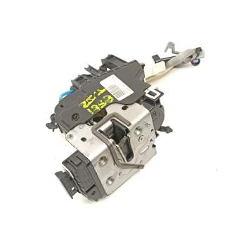 CERRADURA PUERTA TRASERA IZQUIERDA A2047302735 