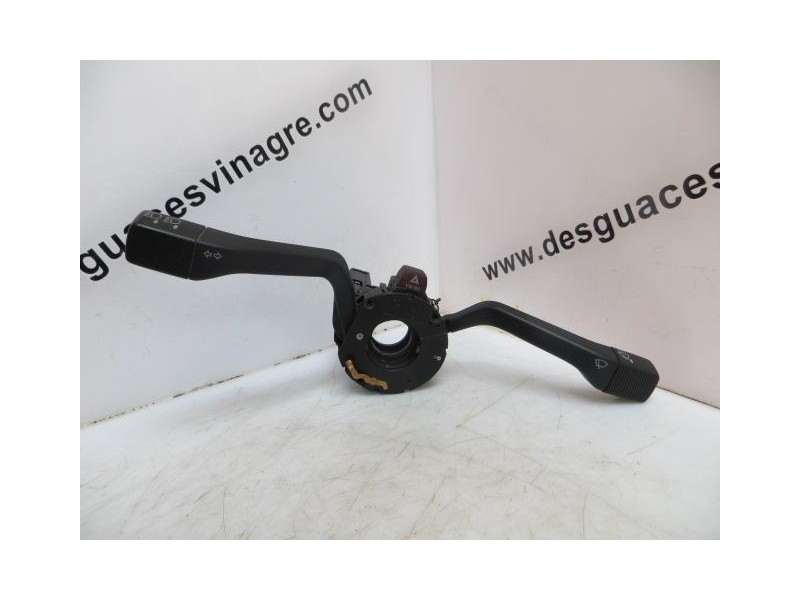 Recambio de mando luces y limpias : seat toledo : 1.8 g /rp (88,40cv) [1992] para seat toledo 1.8 g /rp referencia OEM IAM   