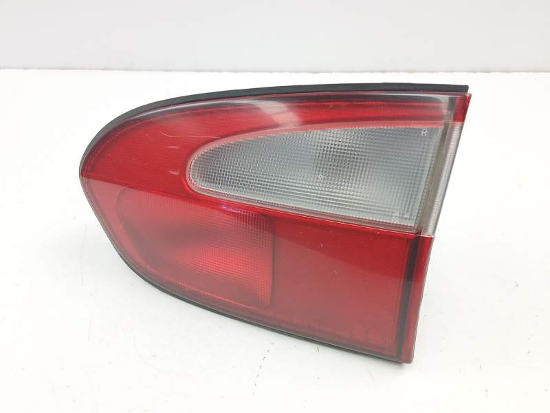 Recambio de piloto porton derecho para hyundai h1 2.5 crdi referencia OEM IAM 924064A021  
