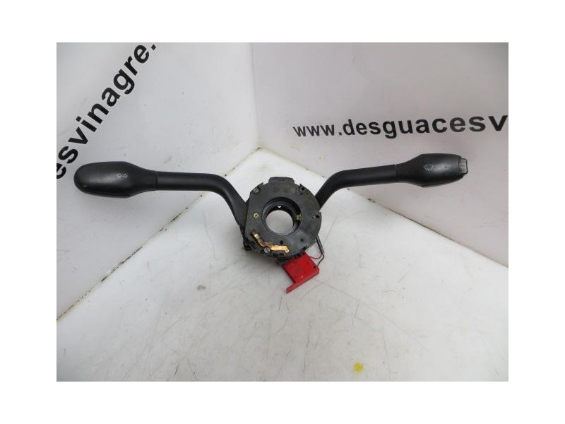 Recambio de mando luces y limpias : seat ibiza : 1.4 g -akk (59,84cv) 5p [1999] para seat ibiza 1.4 g -akk referencia OEM IAM LO