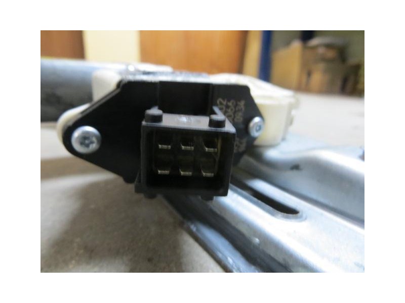 Recambio de elevalunas elec. tra. izq. : opel vectra : 1.9 td -z19dt (119,68cv) [2008] para opel vectra 1.9 td -z19dt referencia