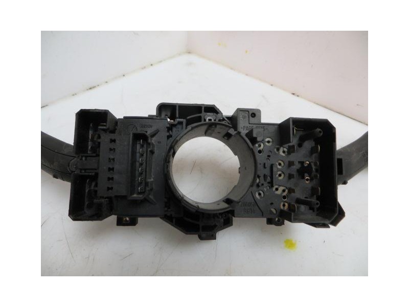 Recambio de mando luces y limpias : volkswagen golf : 1.9 td -asv (110,16cv) 5p [2003] para volkswagen golf 1.9 td -asv   refere