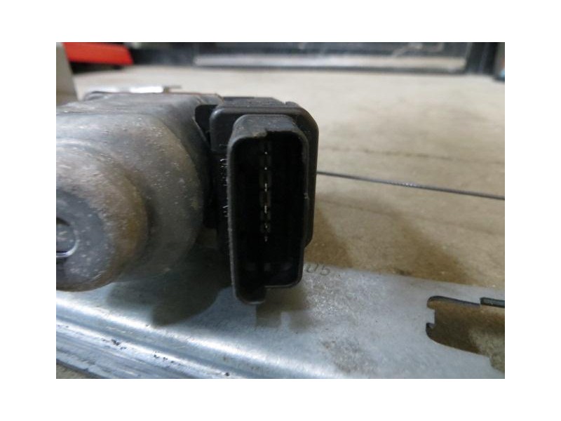 Recambio de elevalunas del-izdo : renault scenic : 1.9 dci /f9q d812 (119,68cv) 5p [2003] para renault scenic 1.9 dci /f9q d812 