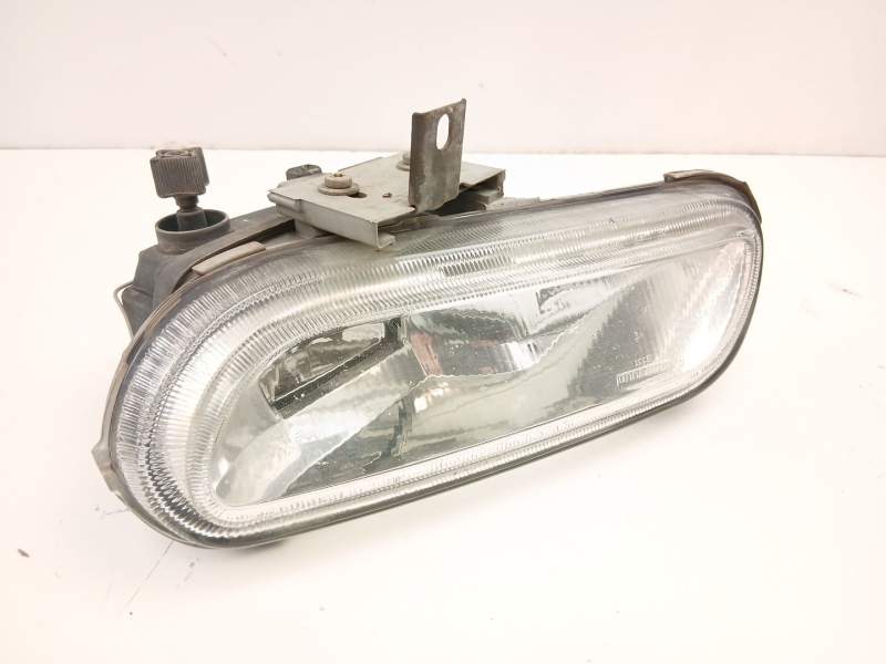Recambio de antiniebla izquierdo para peugeot 406 (8b) 2.1 td 12v referencia OEM IAM 6204N3  