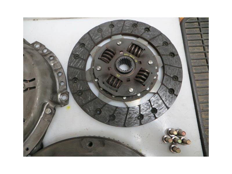 Recambio de embrague normal : toyota celica : 1.8 g 3p 7a f 115 cv [2000] para toyota celica 1.8 g  7a f 115 cv referencia OEM I