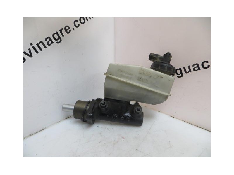 Recambio de bomba de freno : renault megane : 1.6 g -k7m 3p coupe (89,76cv)3p [1998] para renault megane 1.6 g -k7m coupe refere