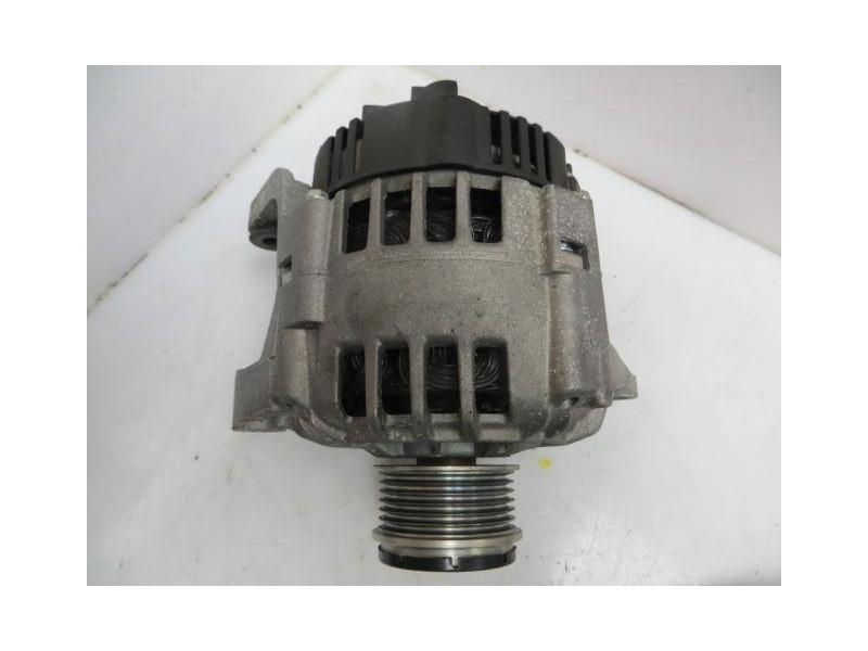 Recambio de alternador : renault megane : 1.9 dci /f9q k7 (102cv) [2002] para renault megane 1.9 dci /f9q k7   referencia OEM IA