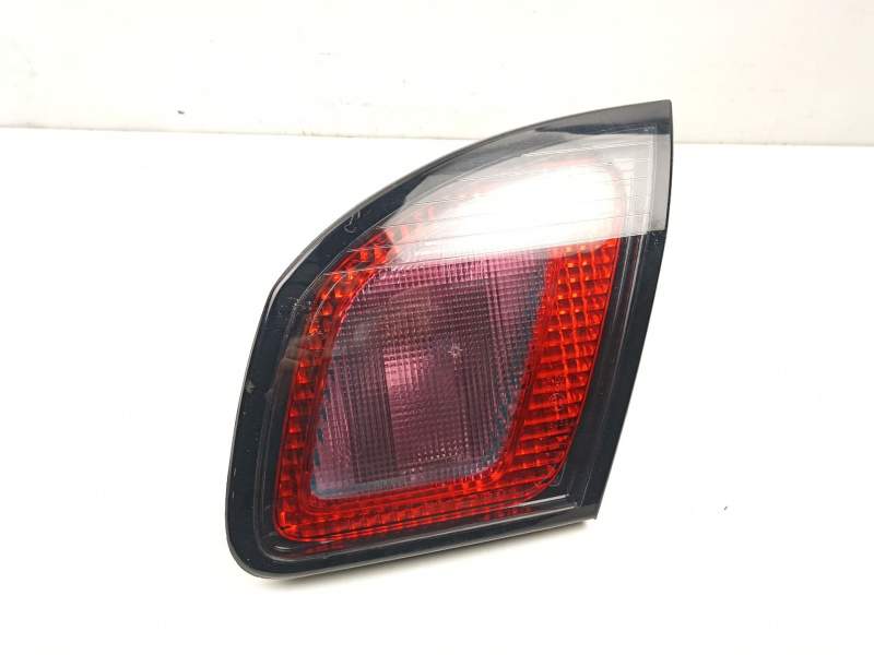 Recambio de piloto porton derecho para nissan primera hatchback (p11) 1.6 16v referencia OEM IAM 265509F610 89020330 