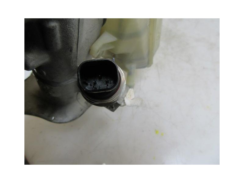 Recambio de bomba de freno : m. benz c 270 : 2.7 td td-612962 (169,95cv)automatico [2003] para m. benz c 270 2.7 td td-612962 au