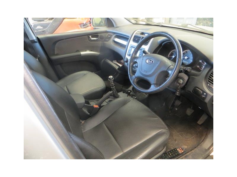 Recambio de carroceria : kia sportage : 2.0 crdi 5p [2010] para kia sportage 2.0 crdi referencia OEM IAM   